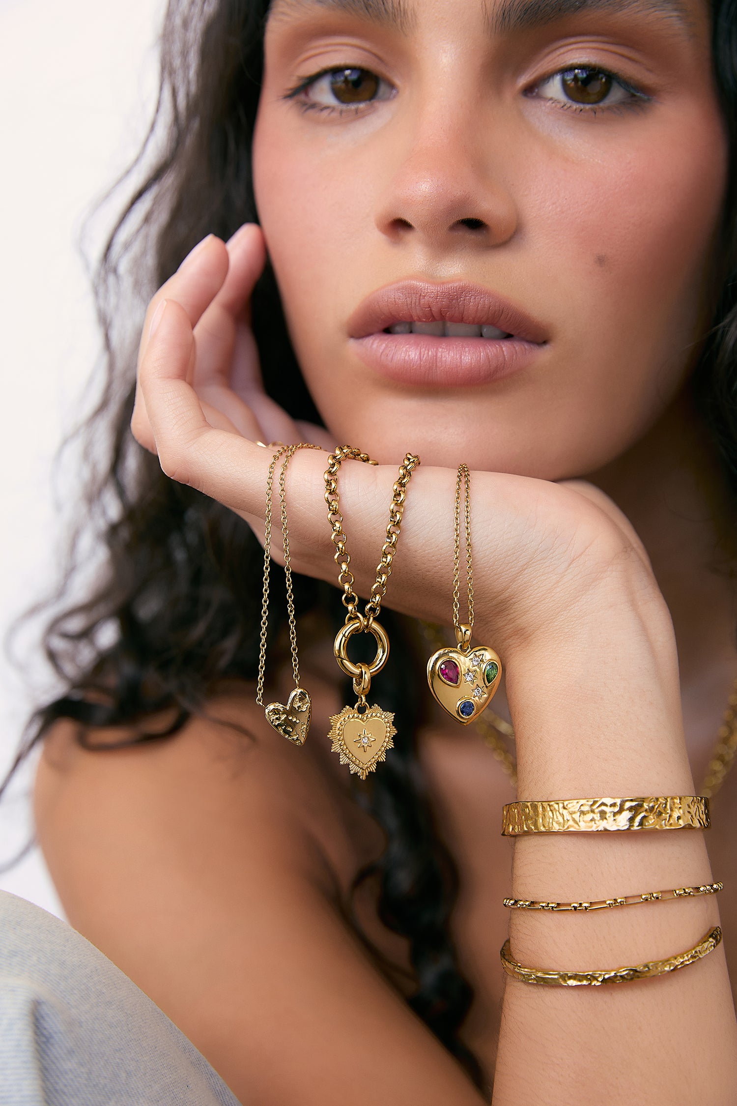 Tarnish-Free & Waterproof Jewellery Made To Last. Online & In-store.
– Arms Of Eve